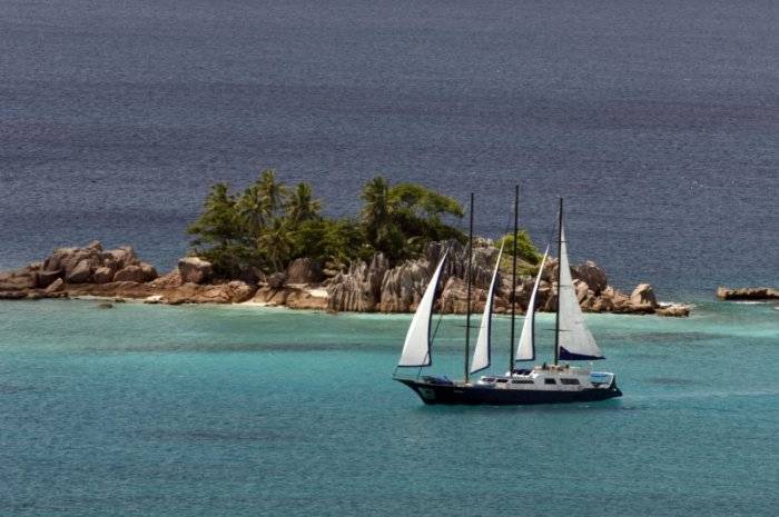 seychelles-booking-seastar-stpierre1  (© Silhouette Cruises Ltd / Cruise 8 Days - Star Bird (litinerary 1))