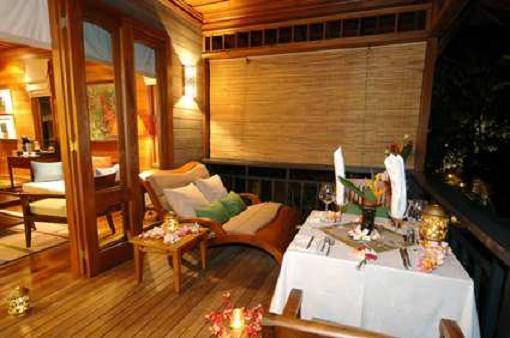 seychelles-hilton-terrasse  (© Vision Voyages TN / Hilton Seychelles Northolme Resort and Spa)