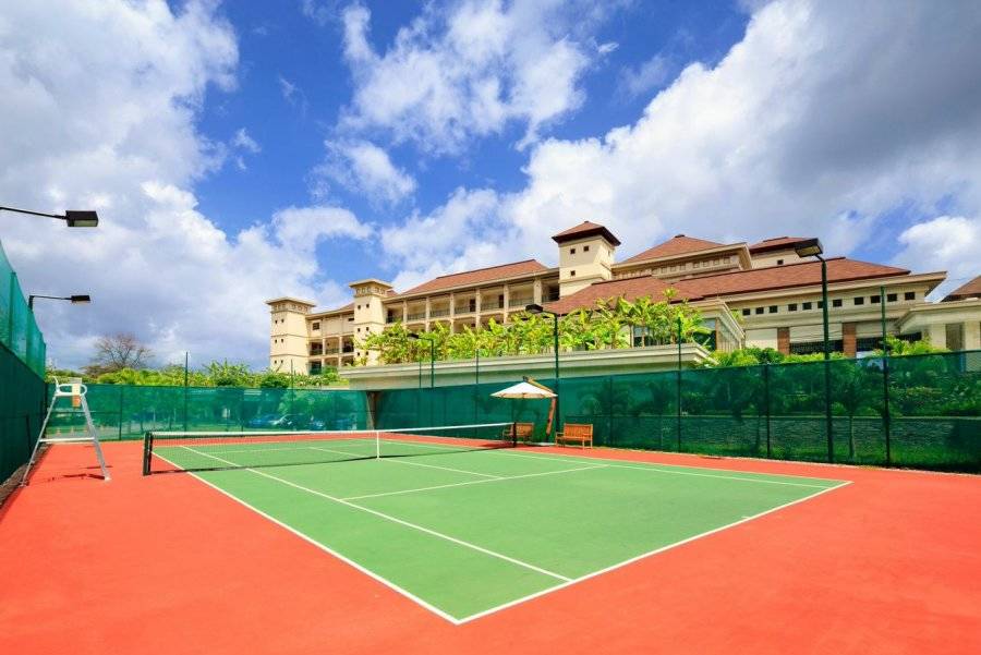 seychelles-mahe-savoy-resort-and-spa-savoy-tennis-court  (© Savoy Seychelles Resort & Spa / Savoy Seychelles Resort & Spa)