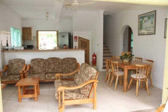 seychelles-mahe-villakordia-3bed-room-villa-lobby  (© Villa Kordia / Villa Kordia)