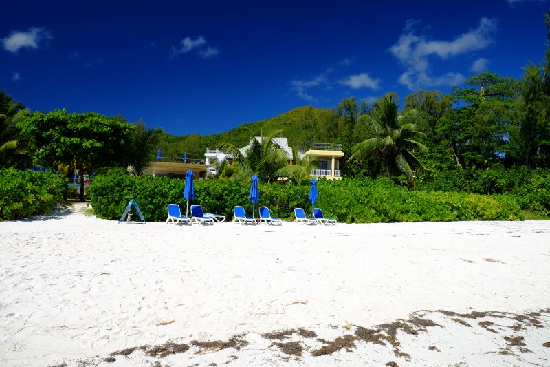 seychelles-praslin-acajou-beach-resort-10  (© Seychelles Booking)