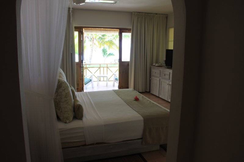 seychelles-praslin-indian-ocean-lodge-chambre-standard7  (© Seychelles Booking)
