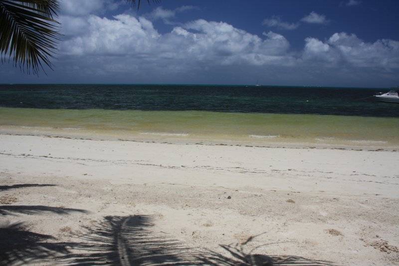 seychelles-praslin-indian-ocean-lodge-plage5  (© Seychelles Booking)